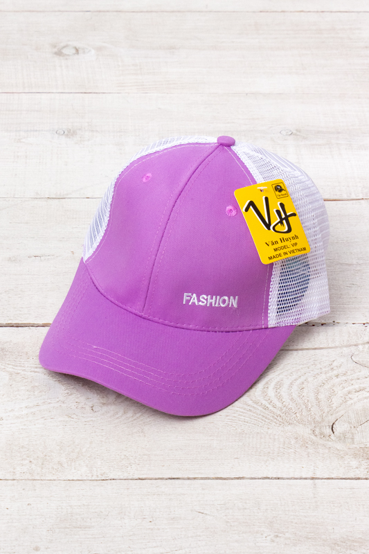 Кепка жіноча